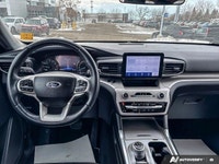 Seamless safety meets year-round comfort in this stunning 2023 Ford Explorer XLT. This capable 4WD S... (image 9)