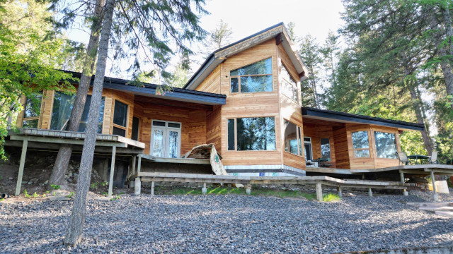 1323 TIE LAKE SHORE ROAD S Jaffray, British Columbia in Houses for Sale in Cranbrook - Image 4