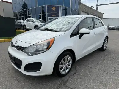 2014 KIA RIO - Hatchback- 4 Door - 6 SPEED MANUAL Transmission - 5 Passenger - 1.6 Lit - V4 Cylinder...