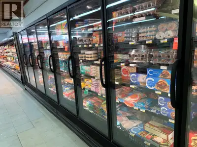 NICE AND STABLE OPERATING GROCERY STORE IN GOOD TOWN. ALL EQUIPMENT (COOLERS AND FREEZERS) ARE NEW....