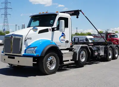 Contactez Guillaume 514-404-6940 ROLL-OFF TRUCK RENTAL AND LEASING KENWORTH : T370/T480 10 roues ou...