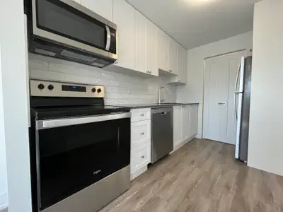 Welcome to 121 & 27 Dudhope Avenue, a professionally managed residential property in Cambridge. The...