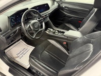 PANORAMIC SUNROOF, LEATHER HEATED/VENTILATED SEATS, HEATED STEERING WHEEL, LANE ASSIST, BLEUTOOTH HA... (image 8)