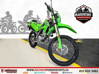 2025 Kawasaki KLX300 La Kawasaki KLX300 2025 est une moto double usage agile et polyvalente, parfait...
