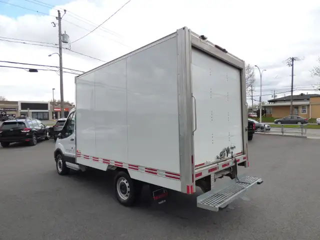 2023 FORD TRANSIT CUBE 12' T-350 RWD 9500 GVWR SRW, ECOBOOST V6! in Cars & Trucks in City of Montréal - Image 3