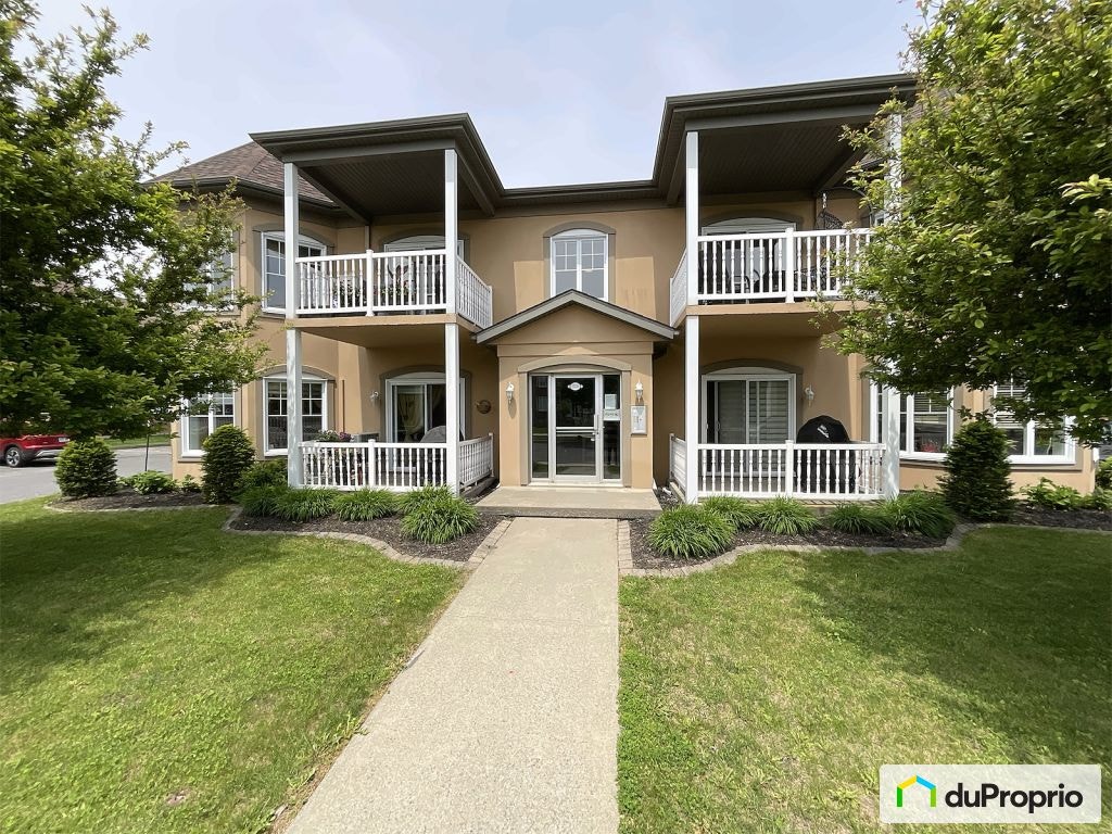 $305,000 - Condominium for sale in Granby — photo 2