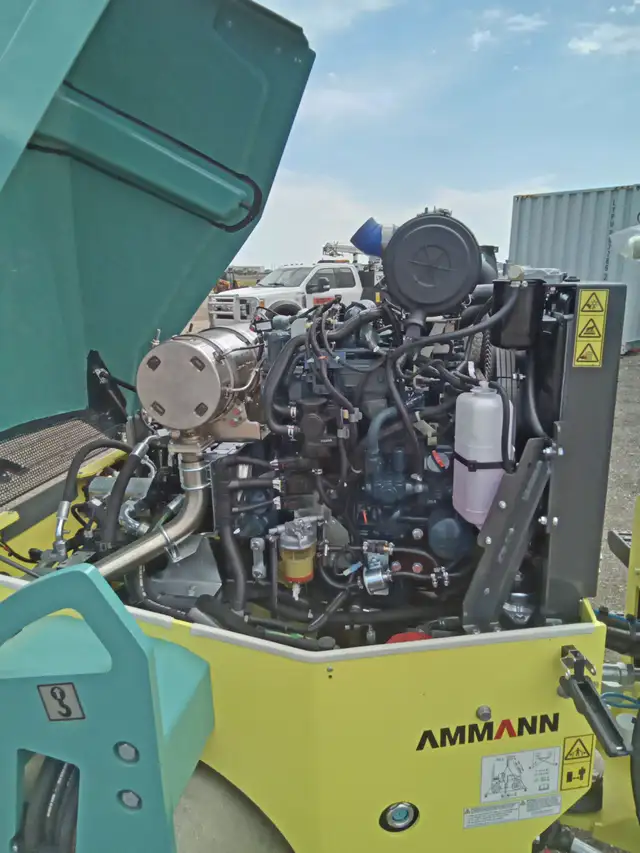 2024 Ammann ARX 45-2C Combi Packer - 57.5" Drum, 4 Tires in Heavy Equipment in Saskatoon - Image 6