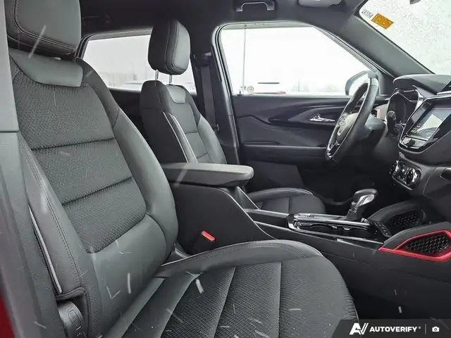 2023 Chevrolet TrailBlazer AWD 4dr RS in Cars & Trucks in Edmonton - Image 23