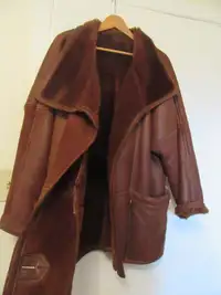 GENUINE SHIPSKIN LEATHER COAT WITH POCKETS, MATCHING BUTTONS