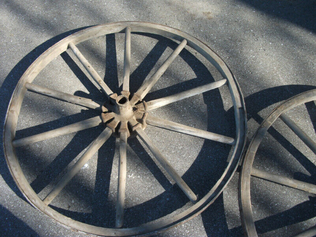 Two Vintage Wooden Wheels in Arts & Collectibles in Belleville - Image 2