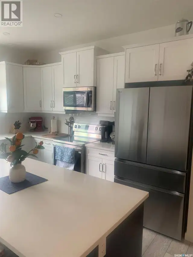 3077 Brighton COMMON Saskatoon, Saskatchewan62864379163395124