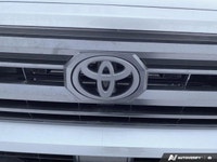 Turbocharged,Power Steering,Tow Hitch,Brake Assist,4-Wheel Disc Brakes,ABS,Four Wheel Drive,Daytime... (image 8)