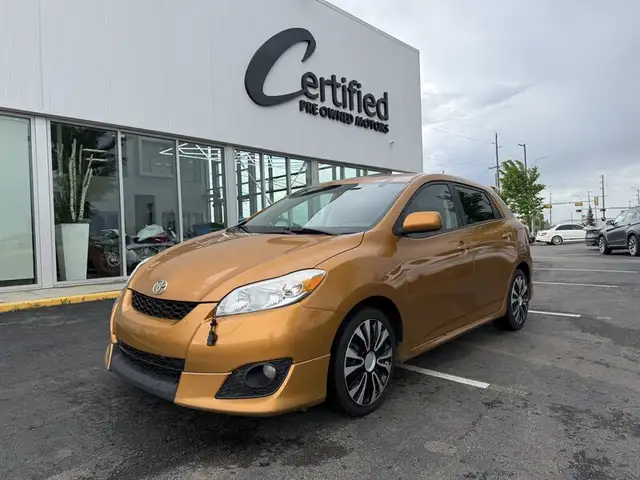 2010 Toyota Matrix S in Cars & Trucks in Edmonton - Image 2