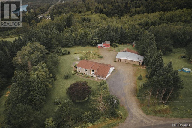 40 Montagne des Therrien Road Rivière-Verte, New Brunswick dans Maisons à vendre  à Edmundston - Image 2