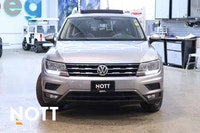 Key Features: Power adjustable heated leather seats, dual zone climate control, drive mode selection... (image 7)