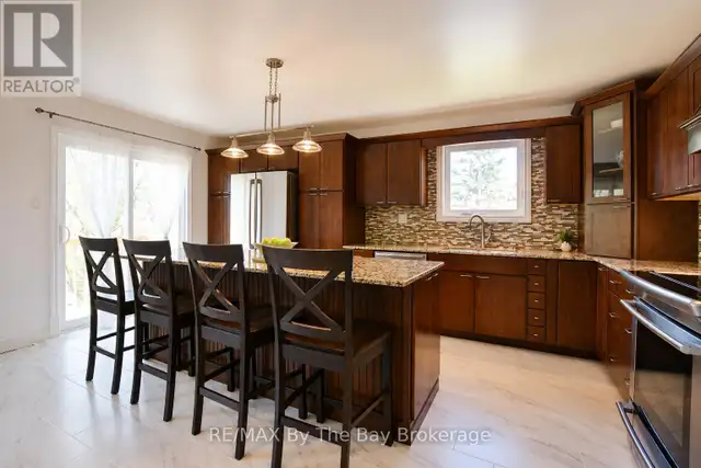 2 BIRCHMOUNT CIRCLE Wasaga Beach, Ontario in Houses for Sale in Oakville / Halton Region - Image 16