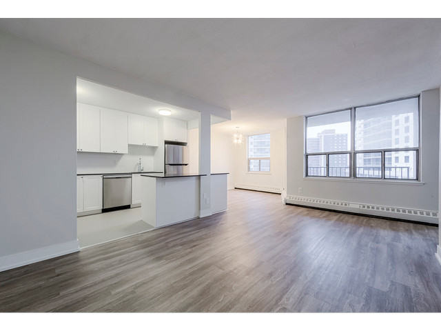 2 Bedroom Apartment for Rent - 75 Eastdale Avenue in Long Term Rentals in Markham / York Region - Image 3