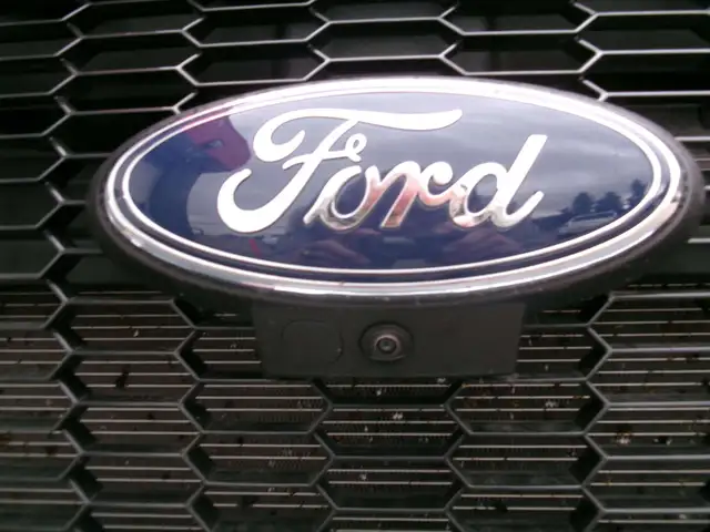 2025 Ford Transit Passenger Wagon 15 Passenger, Mid Roof, AWD, L in Cars & Trucks in Swift Current - Image 5