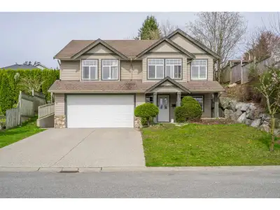 Located in a perfect neighborhood, this stunning six-bedroom, three-bathroom home offers comfort, st...