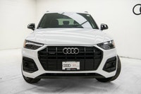 This Audi Q5 boasts a Intercooled Turbo Gas/Electric I-4 2.0 L/121 engine powering this Automatic tr... (image 1)
