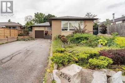 Beautifully updated basement suite featuring a modern, well-designed layout throughout. Bright and s...