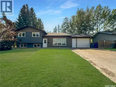 This bi-level home spans 1160 sq ft and boasts 5 bedrooms and 3 bathrooms, having undergone a full r...