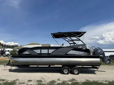 Welcome to Wizard Lake Marine Kelowna Inc.! Consignment sale not trade in eligible. '21 Godfrey 25'...