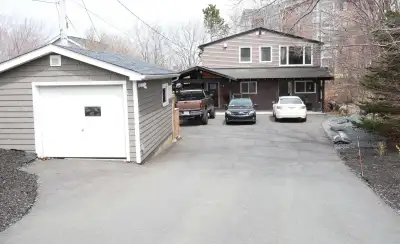 2 bedrooms 1 bath unit of a duplex close to Armdale Rotary