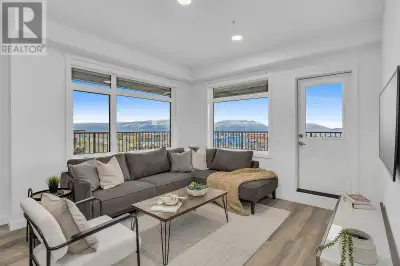 *$20,000 Incentive Package Offered on #201-1057 Frost Road. To Celebrate Highstreet Turning 20, Asce...