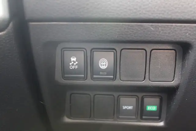 2021 Nissan Qashqai FWD S CVT for sale in Cars & Trucks in Comox / Courtenay / Cumberland - Image 20