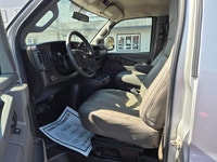 Price includes $1,000 finance credit. Price does not include fees or taxes. The 2022 Chevrolet Expre... (image 9)
