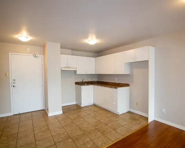 4 1/2 à Louer | 2 bedrooms for Rent | Sherbrooke in Long Term Rentals in Sherbrooke - Image 2