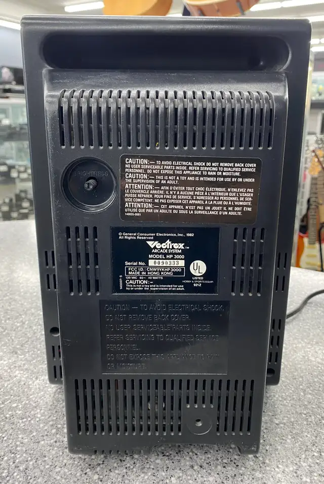 Vectrex Retro Vintage Arcade System HP300 in Older Generation in City of Toronto - Image 5