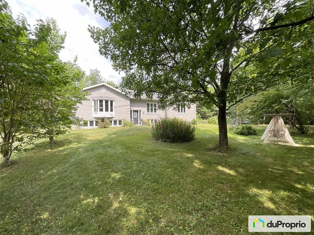 $835,000 - Acreage / Hobby Farm / Ranch for sale in St-Nicolas — photo 1