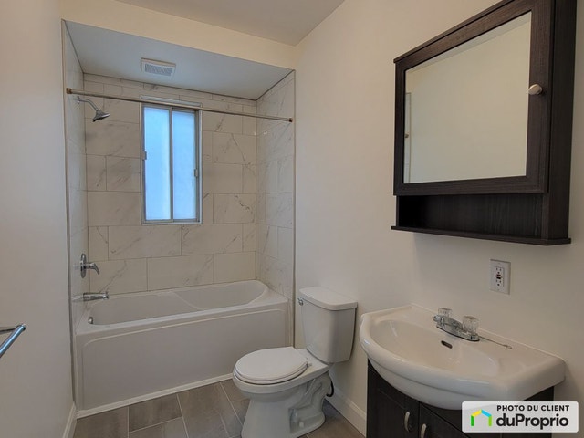 $669,000 - Triplex for sale in St-Jérôme (St-Jérôme) — photo 3