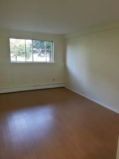 Classic 1-Bedroom Apartment | Unit 4 $1,495/Month Available August 15th, 2026 Location: 153 North St...