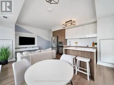 301 - 8 ANN STREET Mississauga (Port Credit), Ontario