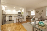 SPACIOUS 1 BEDROOM DEN APARTMENT FOR RENT IN NEWMARKET! SELECT APARTMENTS REVITALIZED WITH MODERN FI... (image 7)