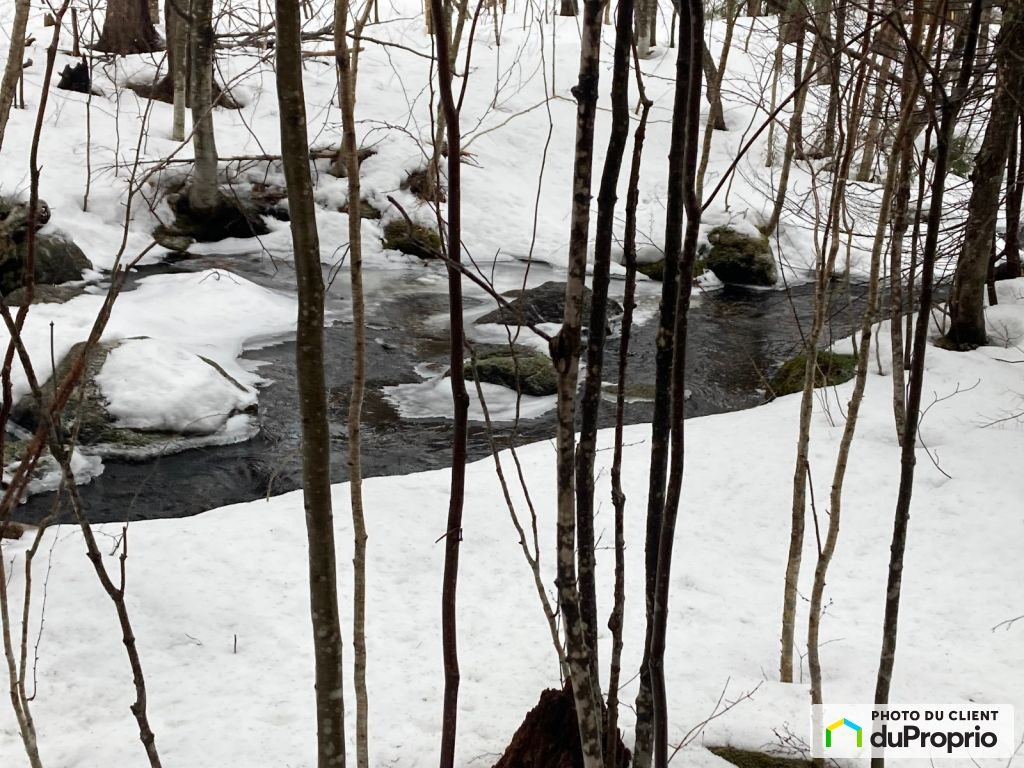 $126,600 - Residential Lot for sale in St-Hippolyte — photo 1