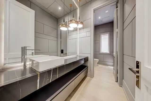 Your Perfect Home Awaits! 1-5 Bedroom Homes for Rent in Short Term Rentals in Mississauga / Peel Region - Image 4
