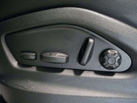 This 2024 Porsche Cayenne is a local Ontario vehicle with a clean Carfax report offering a refined b... (image 9)