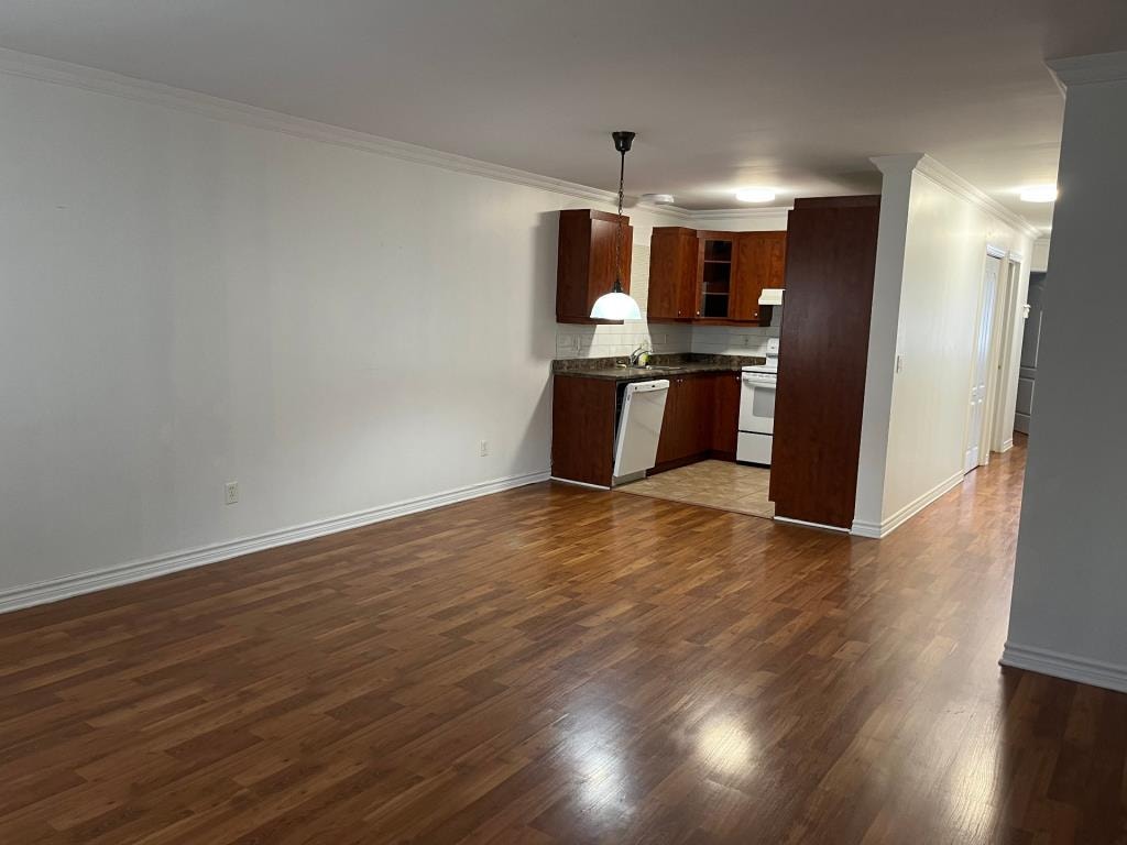2 bedroom with or without parking (EV charger available) — photo 1