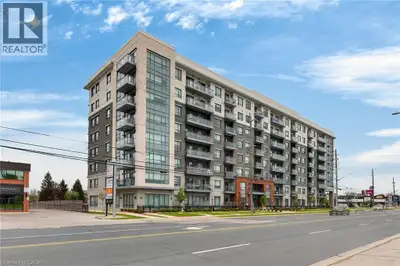 Beautiful upgraded 2 bedroom condo offering 1000 sqft of stylish living space. Features an open conc...