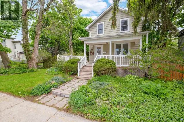 118 WELLINGTON STREET Gananoque, Ontario63006664863491122