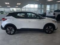 ===== Key Features ===== * 184,254 km * One Owner * No Reported Accidents * Front-Wheel Drive (FWD)... (image 4)