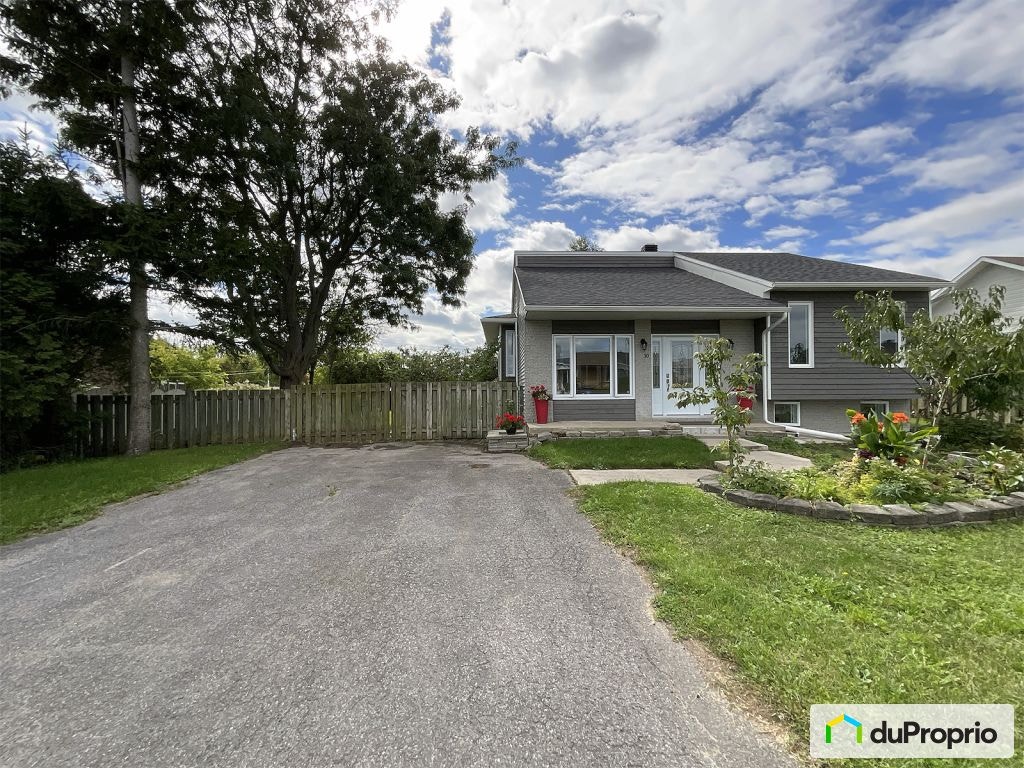 $544,000 - Raised Bungalow for sale in St-Antoine-sur-Richelieu — photo 1