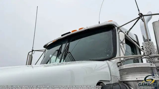 2017 KENWORTH T800 DAY CAB in Heavy Trucks in Chilliwack - Image 16