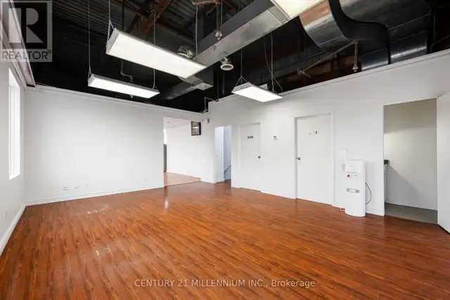 18 - 2355 DERRY ROAD E Mississauga (Northeast), Ontario in Commercial & Office Space for Sale in Mississauga / Peel Region - Image 36