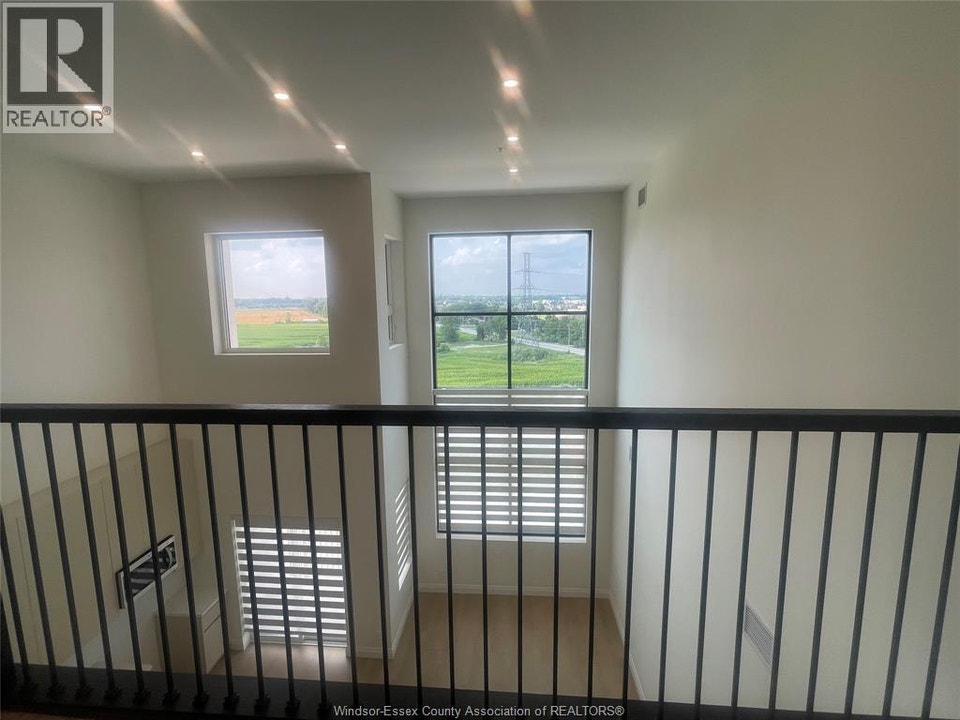 4300 LAURIER PARKWAY Unit# 617 LaSalle, Ontario 3