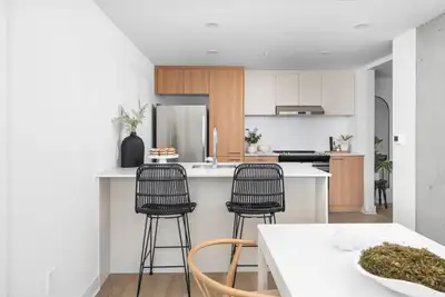 3.5 Condo neuf à louer Ville-Marie-tout inclus-Champlain, View more
